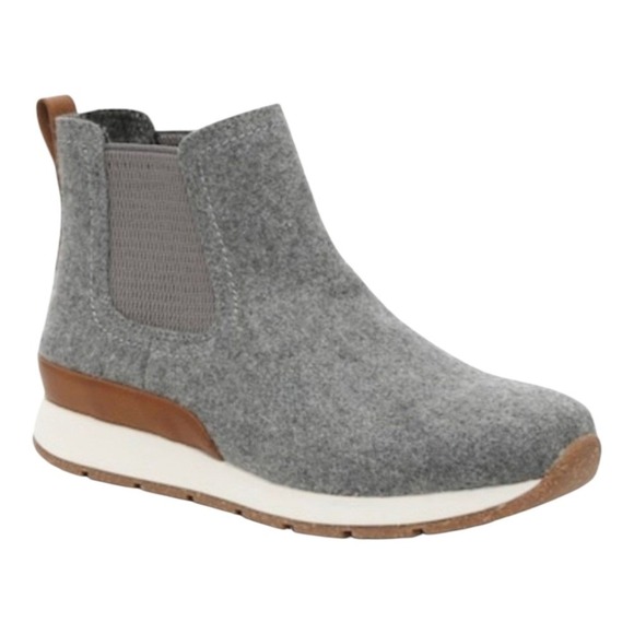 Born Shoes - Born BOC Kara Wool Ankle Chelsea Boots Booties Grey Pull On Size 11 New